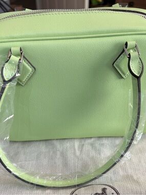 Kiwi Green Leather Zip-Top Plume Women’s H Handbag
